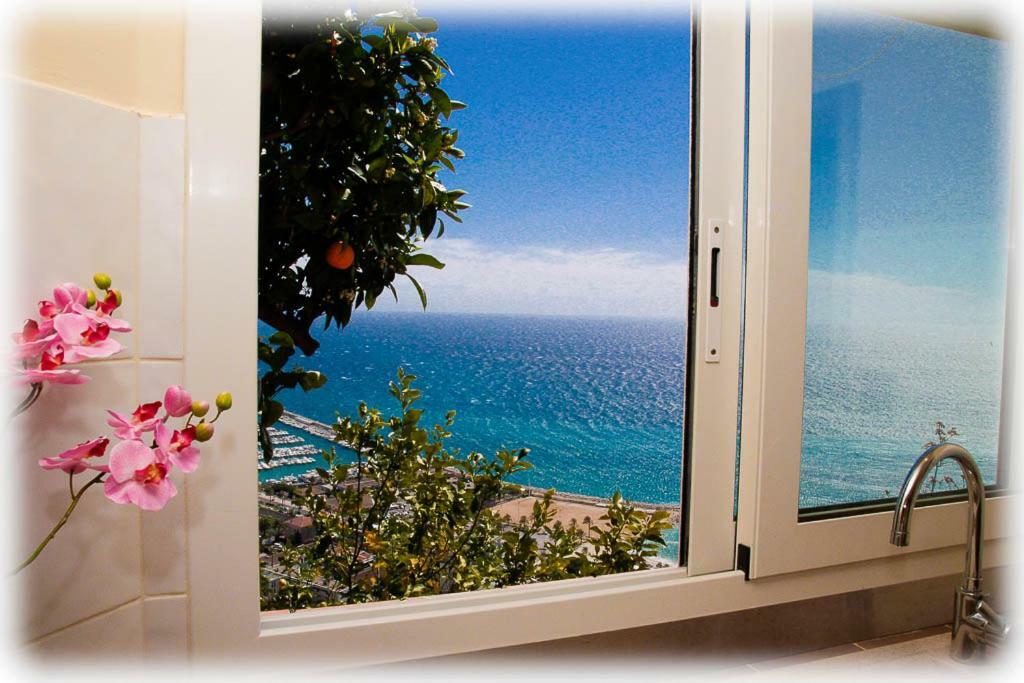 Вилла Les Citronniers D'Azur Ментона Экстерьер фото